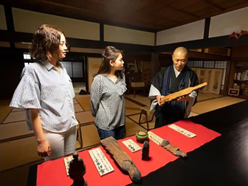 【温泉寺】案内付き“触れられる”円空仏特別拝観＆座禅体験