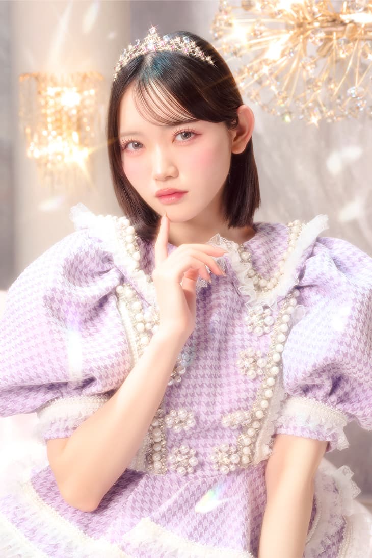 真鍋凪咲 アーティスト写真