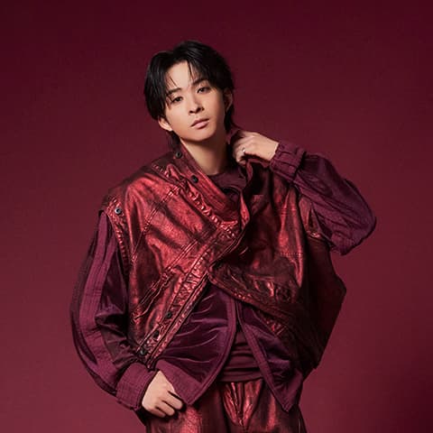 澤本夏輝のアーティスト写真