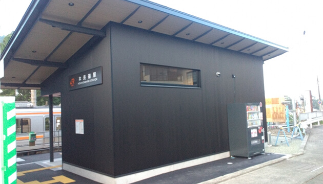 飯⽥線 本⻑篠駅