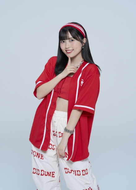 西田汐里のアーティスト写真