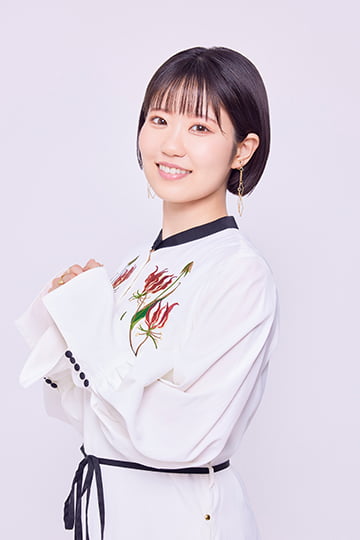 東山奈央のアーティスト写真